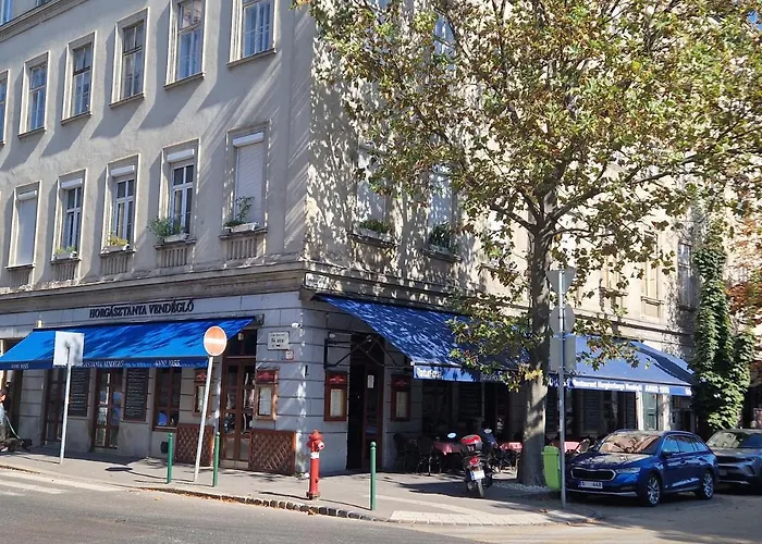 Lägenhet Halasz 2-bedroom Near Castle, Free Public Parking Nearby